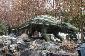 恐龙雕塑模型