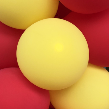 红色黄色气球