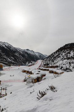 鹧鸪山滑雪场