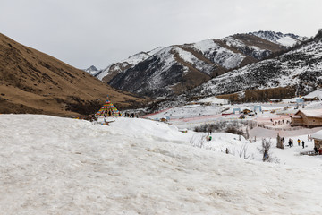 鹧鸪山滑雪场