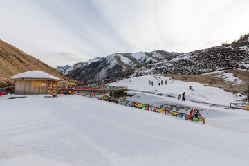 鹧鸪山滑雪场