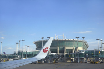 韩国仁川机场航站楼之外景