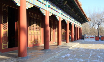 中式古典建筑雪景