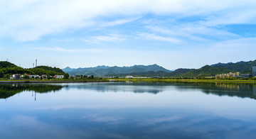 千岛湖美丽的山水风光