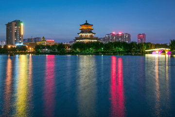 南池公园夕阳夜景