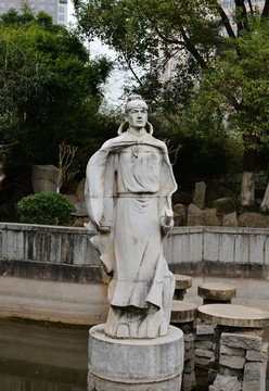 王勃雕像