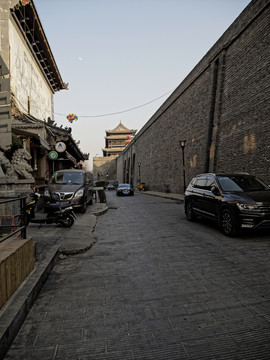 西安古城墙街道