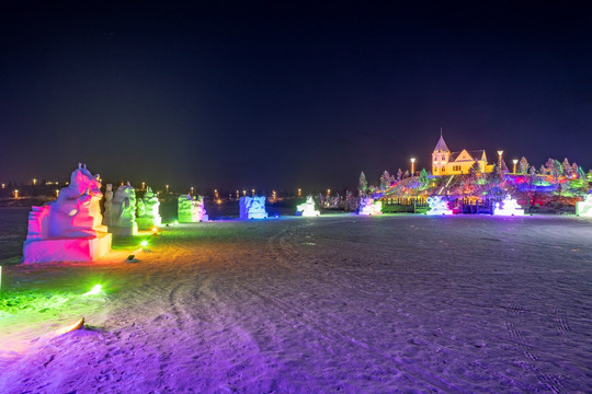 雪雕夜景