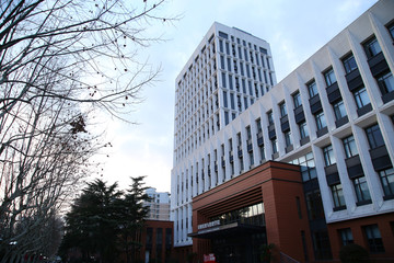 上海交通大学徐汇校区