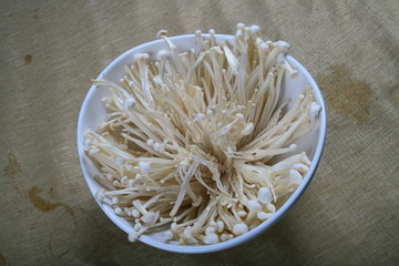 韩式零点烤金针菇