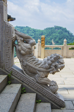 千山弥勒宝塔石台阶围栏石狮雕塑