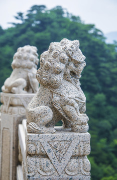 千山弥勒宝塔围栏石柱头狮子雕塑