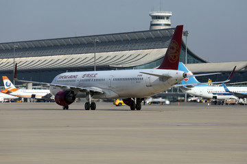 吉祥航空飞机在沈阳机场