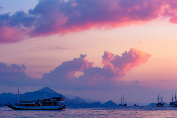 海港晚霞