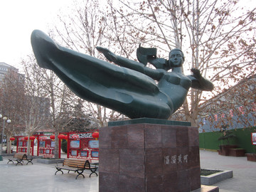 滔滔黄河城市雕塑