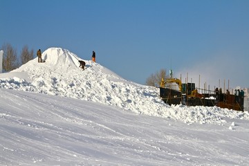 制作雪雕