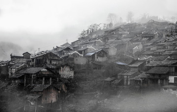 高山上的村寨