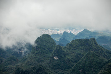 高山云雾