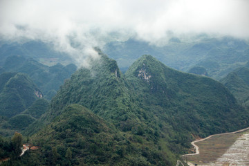 高山云雾田园