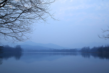 水墨山水画