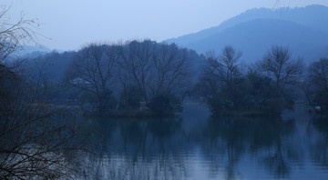 水墨江南山水画