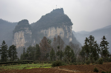 山峦