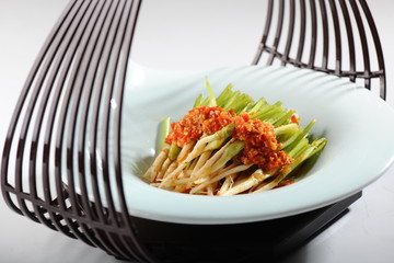 擂菜根香