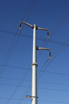 電力鐵塔