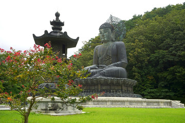 韩国雪岳山新兴寺统一大佛坐像