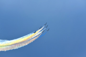 中国空军歼10战机特技飞行表演