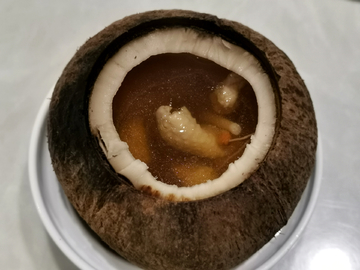 椰子炖汤