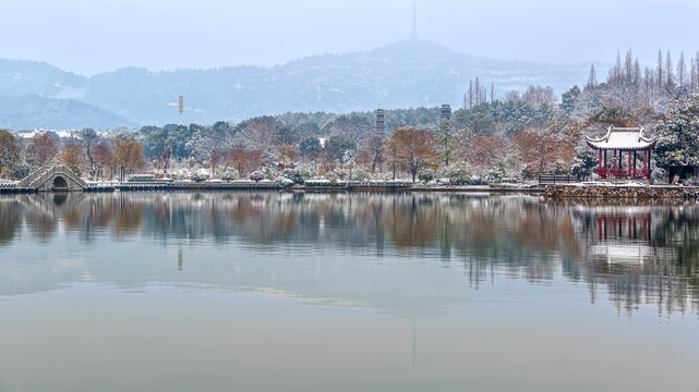 安徽宣城敬亭湖雪景