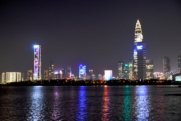 深圳湾建筑夜景