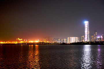 深圳湾建筑夜景