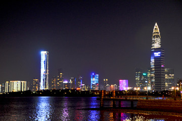 深圳湾建筑夜景