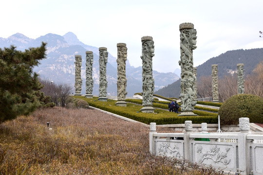 泰山天外村