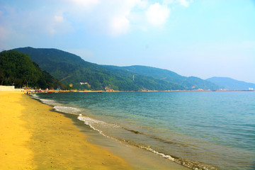 官湖海滩风景