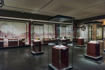 中国陶瓷琉璃馆古瓷厅