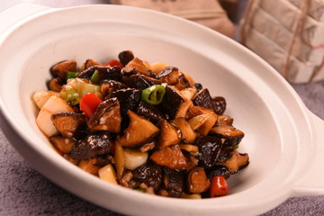 砂鍋小香菇