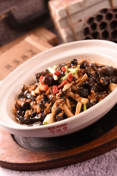 砂鍋杏鮑菇