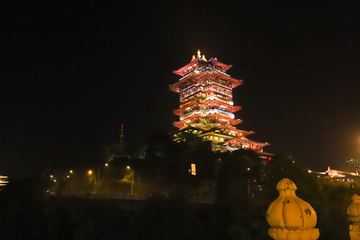 越王樓夜景