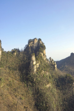 从索道上看天子山