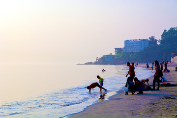 黄昏海滩风景