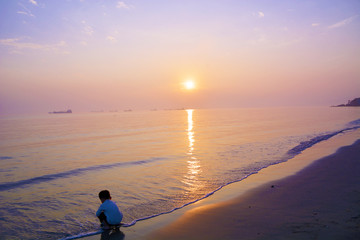 海上夕阳风景