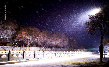 风雪夜立交桥