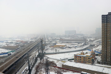 俯瞰城市雪景