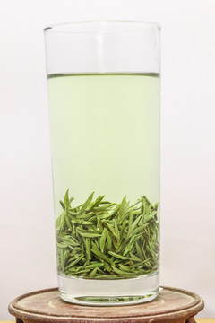 新茶綠茶茶湯