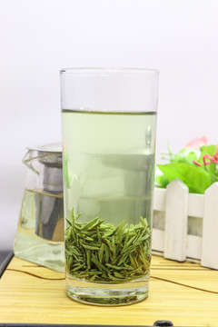 新茶綠茶茶湯