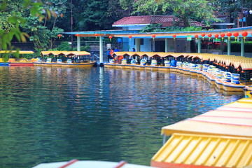 公园游艇