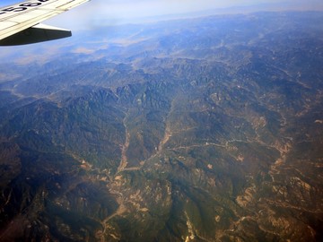 从飞机上看大地的空中风景